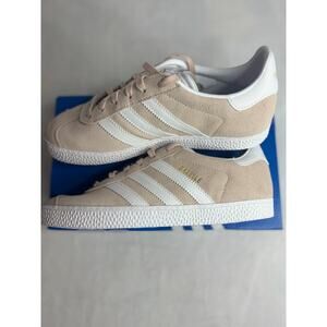 adidas Originals Kids Sneakers in Tan and White